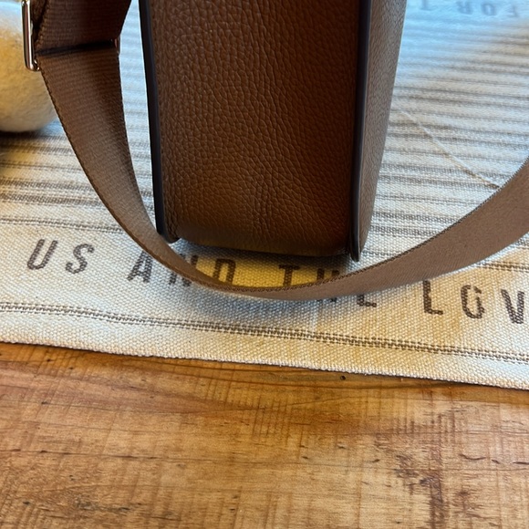 Tori Burch Thea Web Bag - Picture 10 of 12